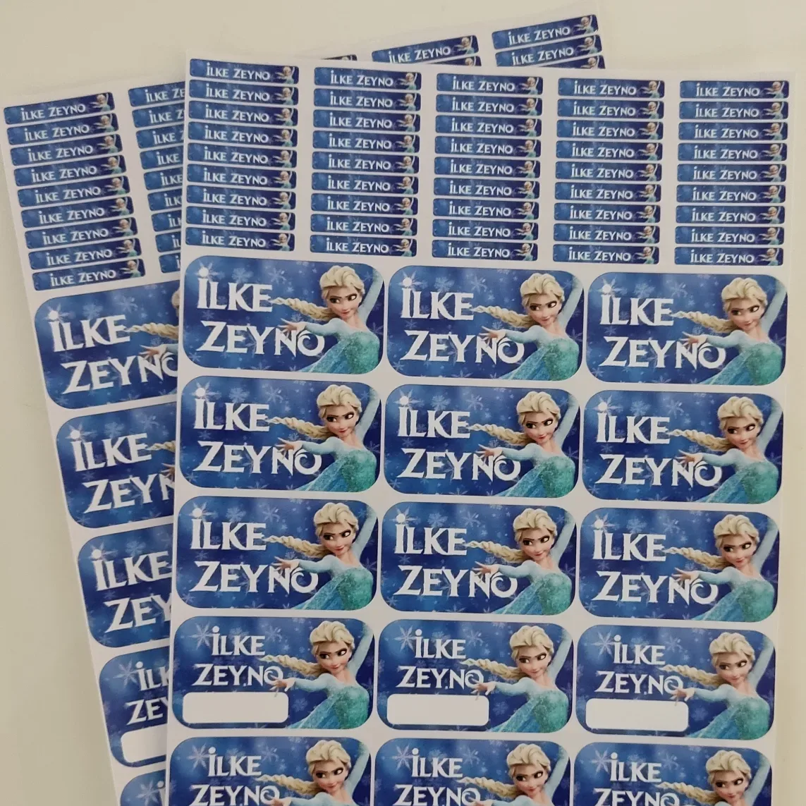 Kişiye özel isim sticker sayfası tasarımı 4